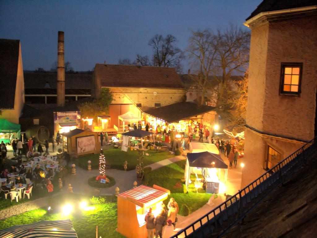 Worners Schloss Weingut & Wellness-Hotel Prichsenstadt Ngoại thất bức ảnh