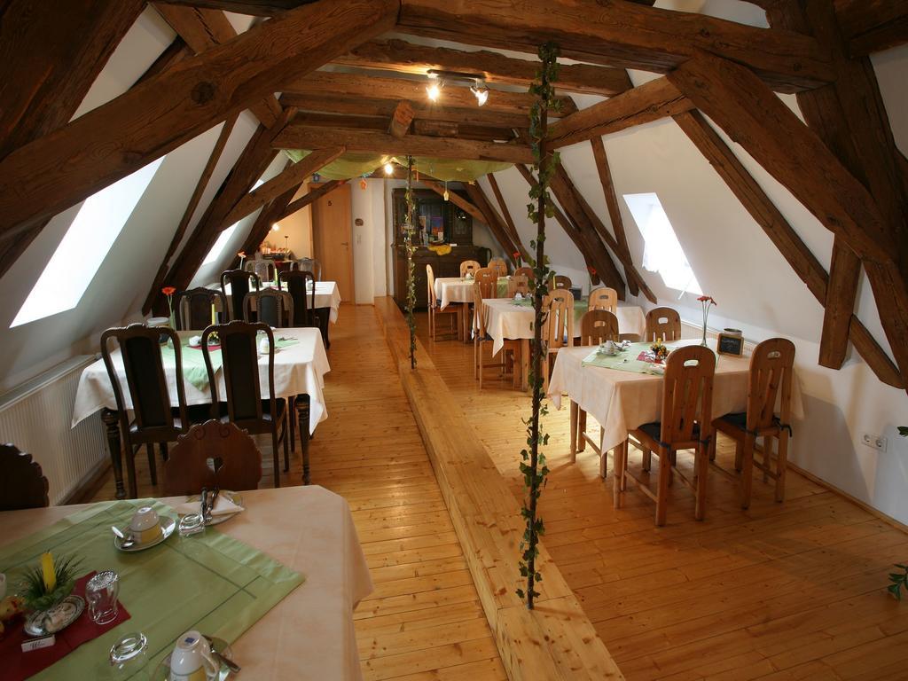 Worners Schloss Weingut & Wellness-Hotel Prichsenstadt Ngoại thất bức ảnh
